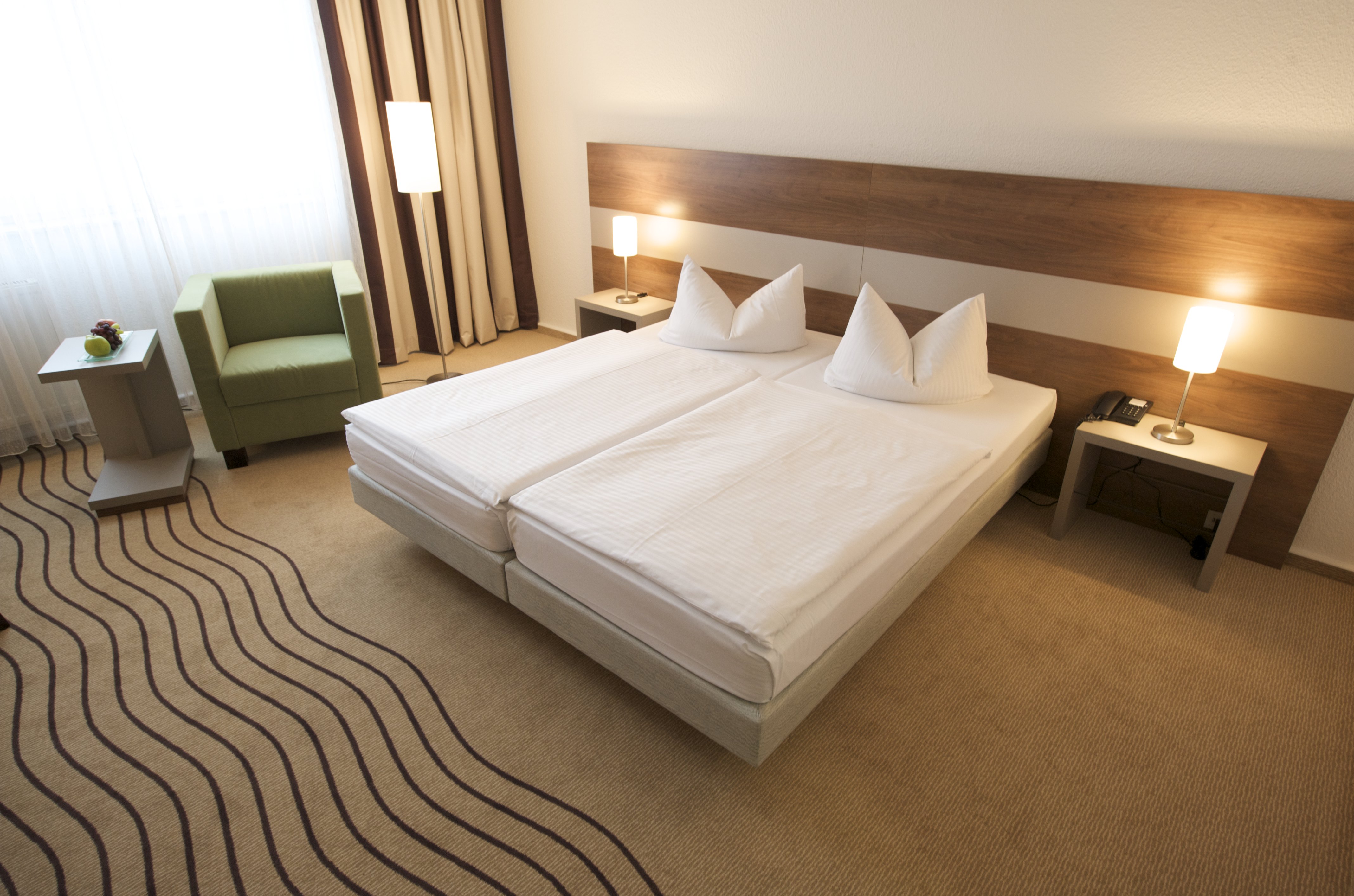 HOLIDAY INN CITY EAST - LANDSBERGER A 18/50