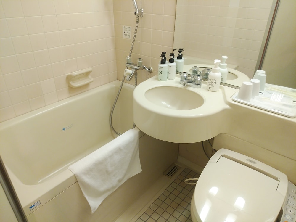 Shin Yokohama Kokusai Hotel 14/38