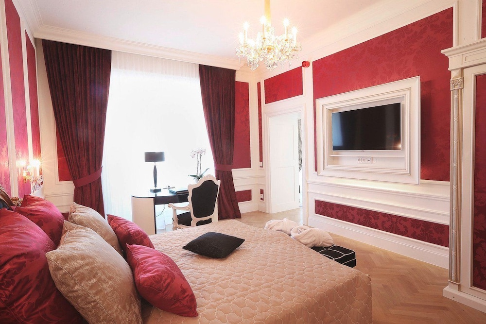 Schloß Schönbrunn Grand Suite 26/40