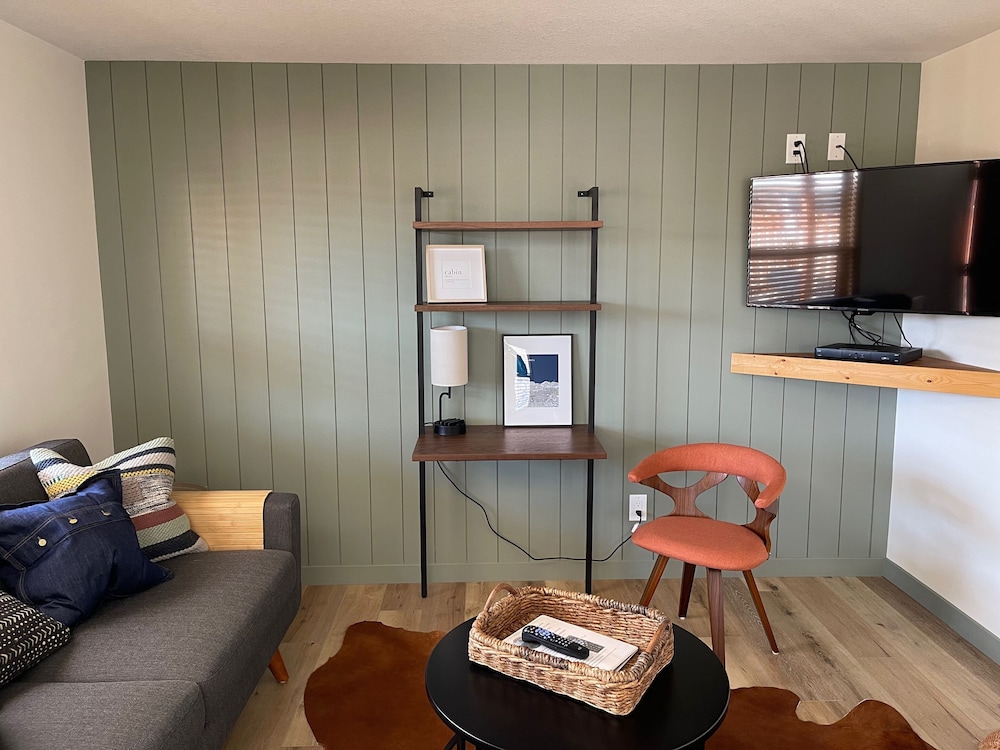 Pinedale Cozy Cabins 15/27