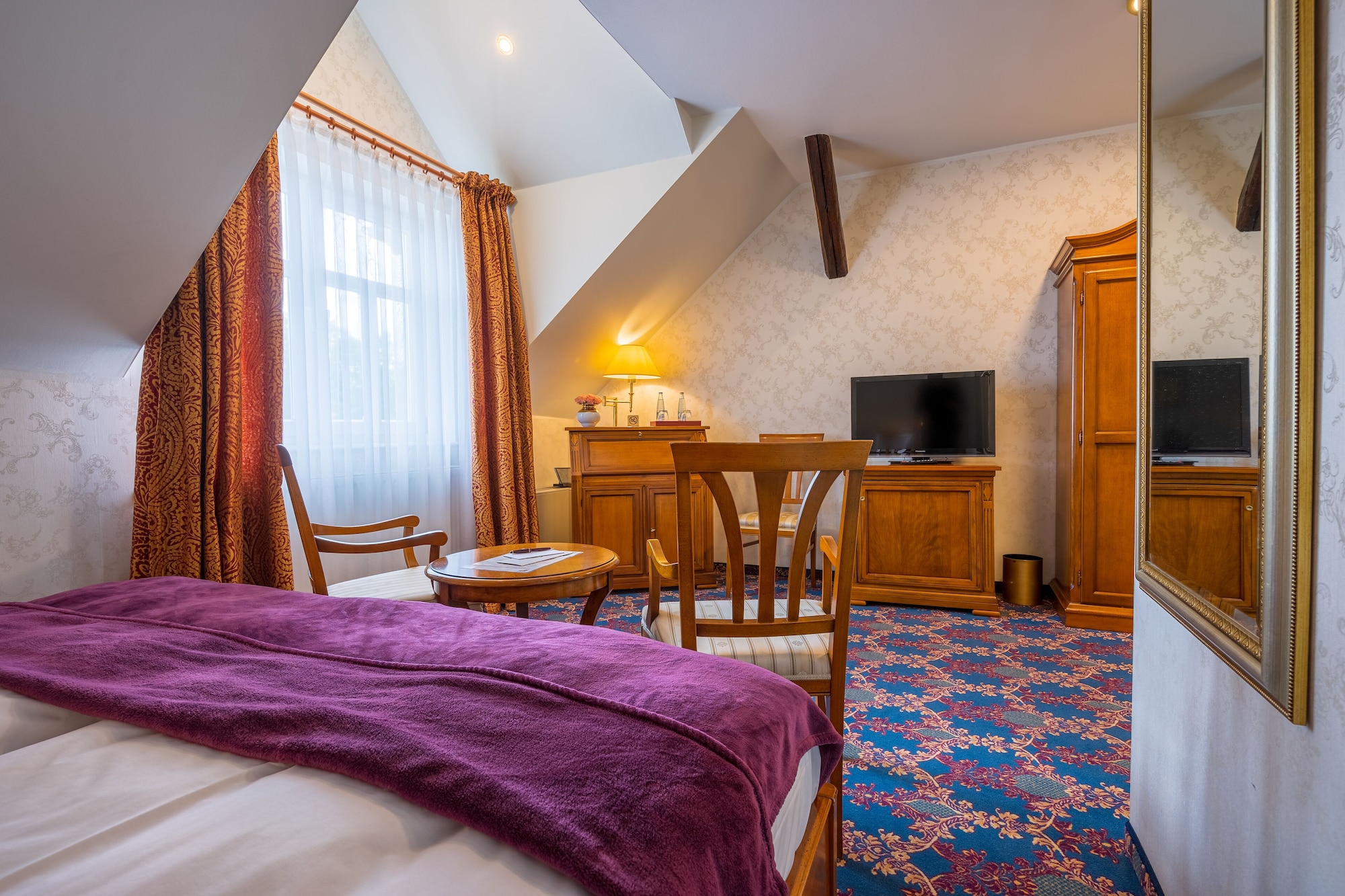 Room, Double Bed, Castle View