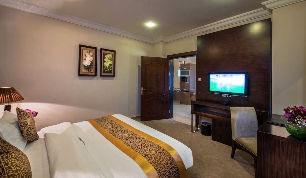 بودل الطائف.(Boudl Taif.) 8/27