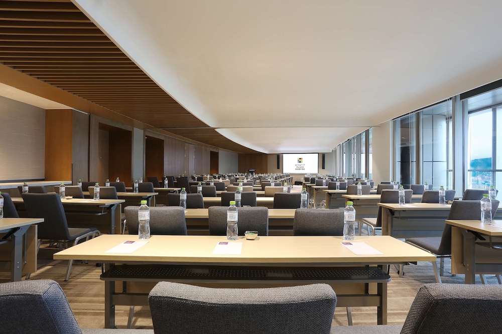 Hyatt Place Sanya City Center 51/62