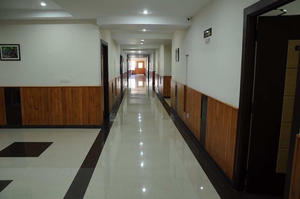 Mayas Hotel 30/50