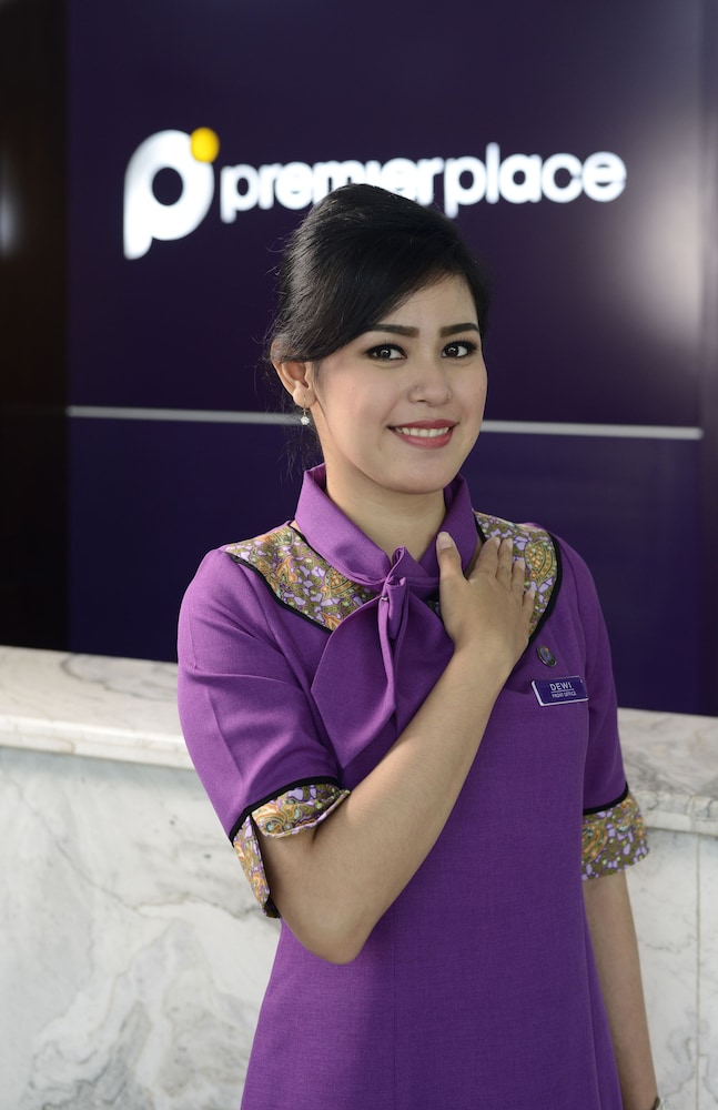 PREMIER PLACE HOTEL 37/61