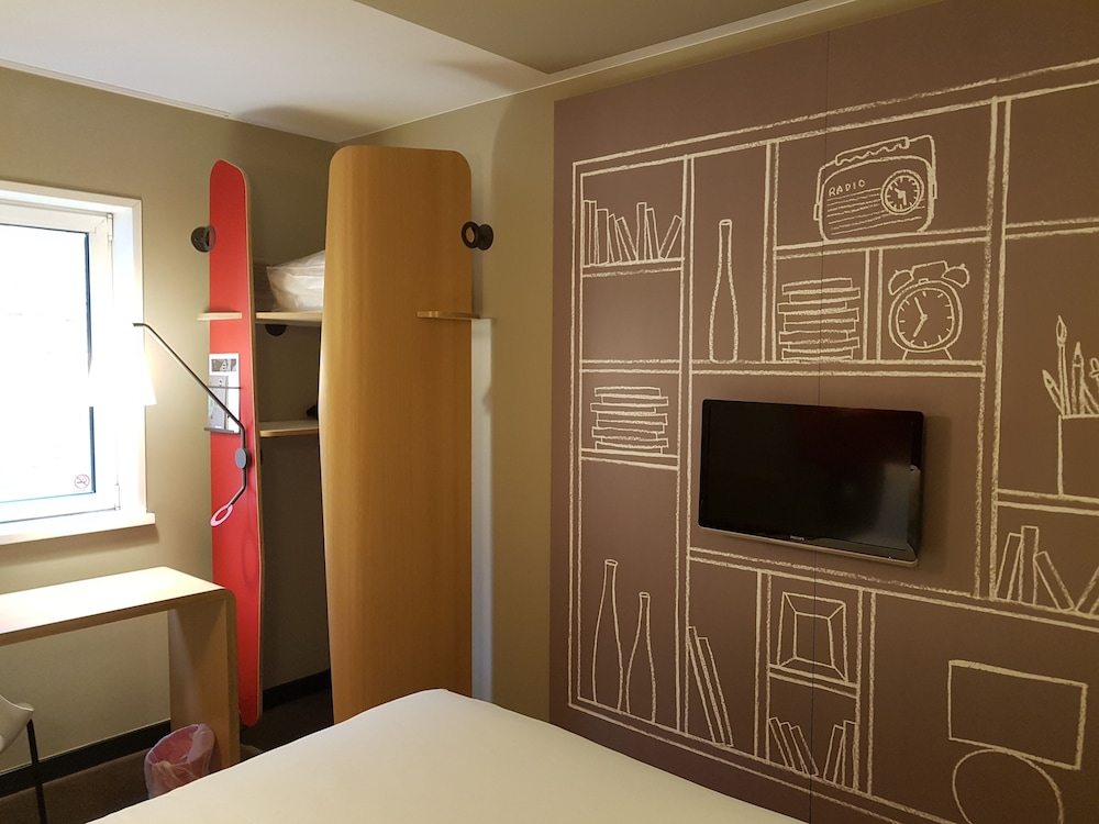 Ibis Sheffield City 18/47