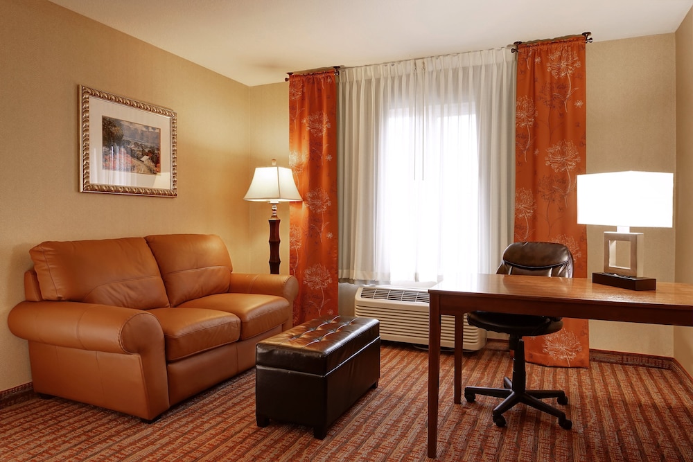 Phoenix Inn Suites - Albany 19/31