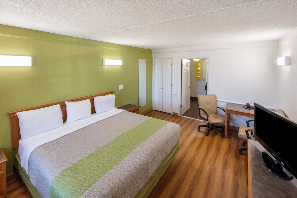 Motel6 Knoxville, TN 16/46