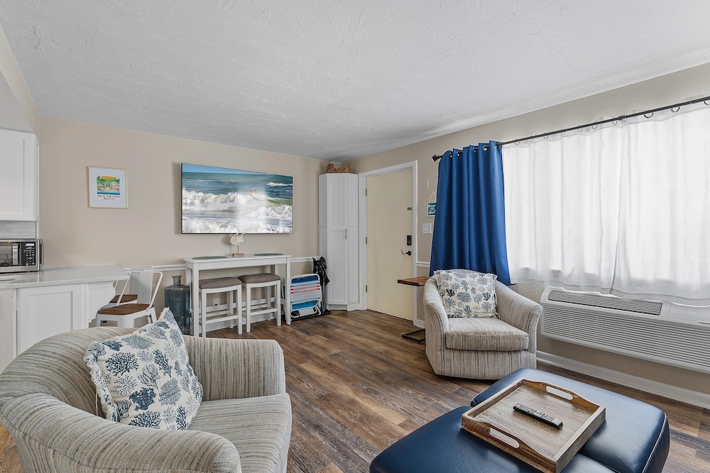 Coastal Waters Inn 54/74