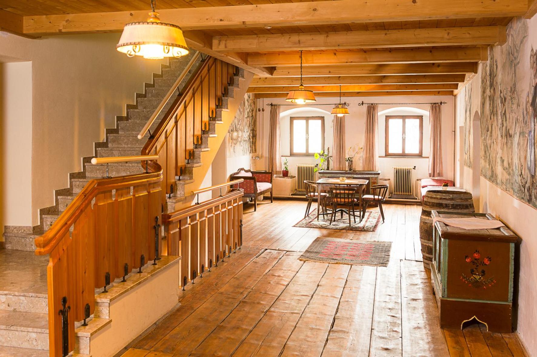 LANDGASTHOF ALMERWIRT 14/21