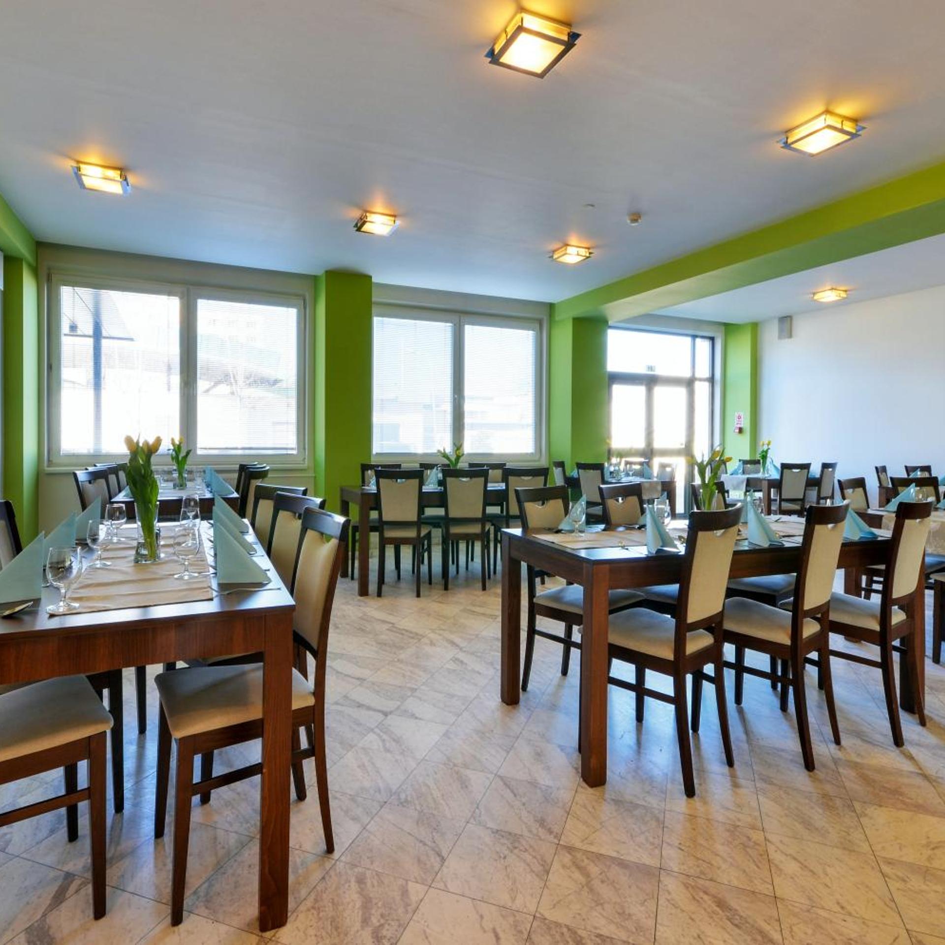 Klar Hotel 35/50