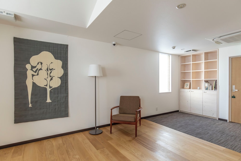 Shin Osaka Station Hotel Honkan 35/55