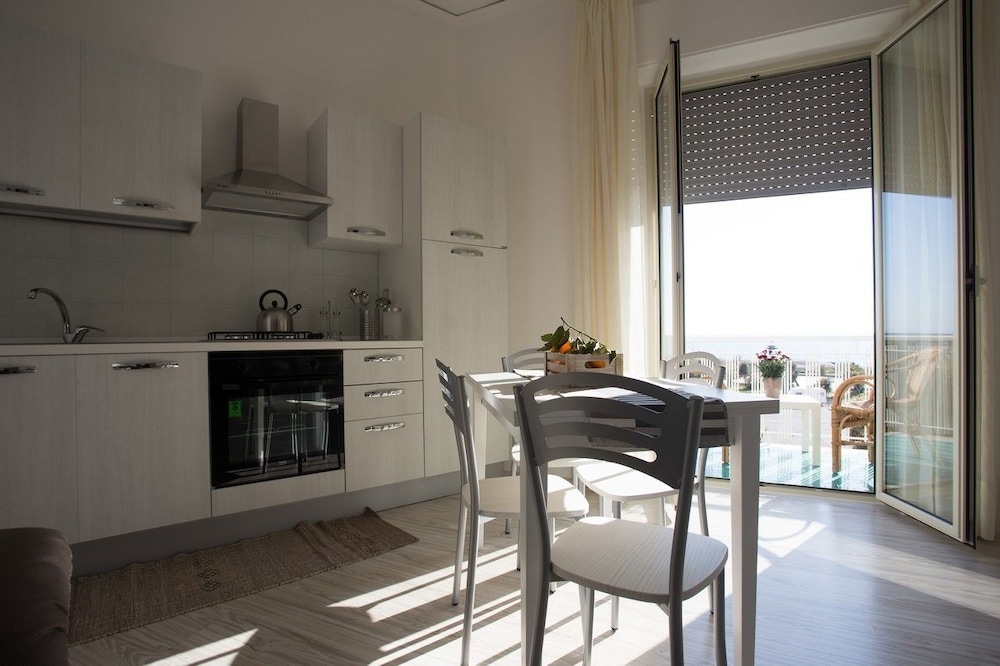 Aria Di Mare B&B 18/29