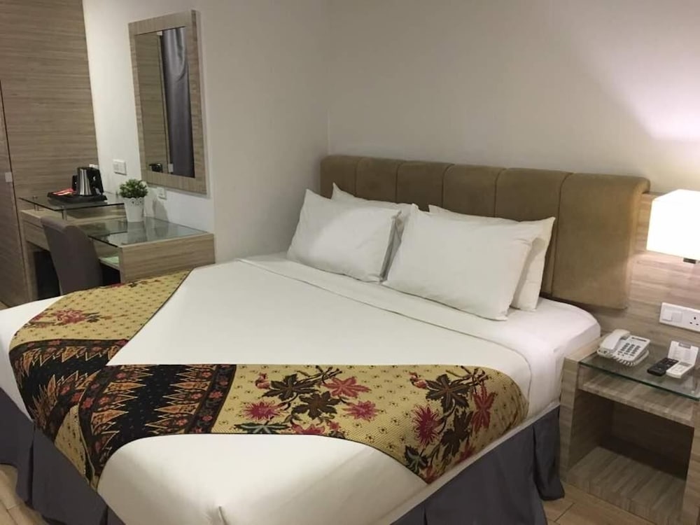 NU Hotel KL Sentral 6/31
