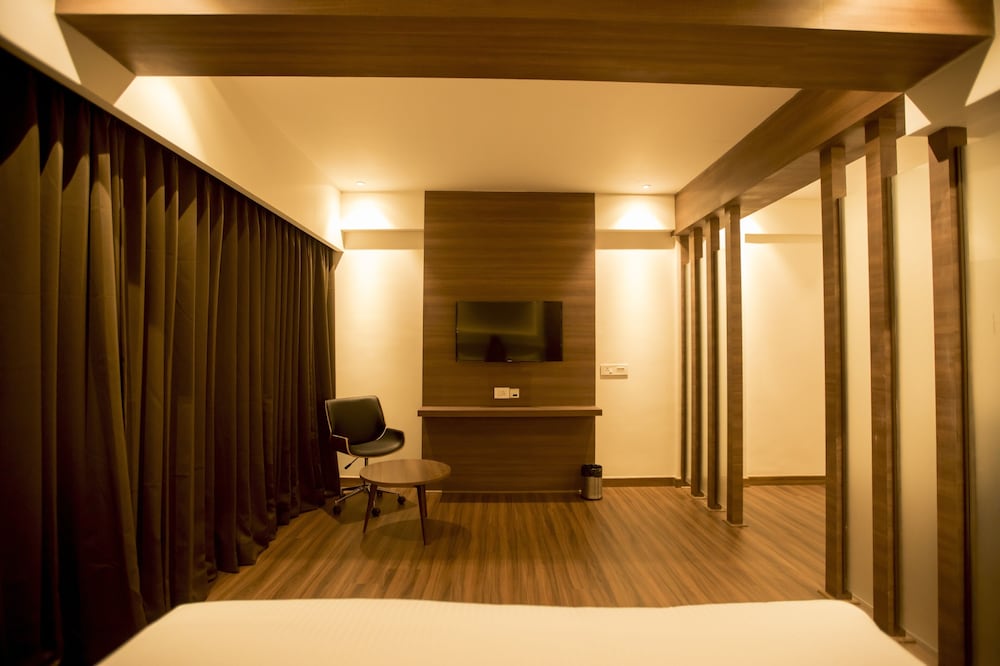 S Hotels 21/50