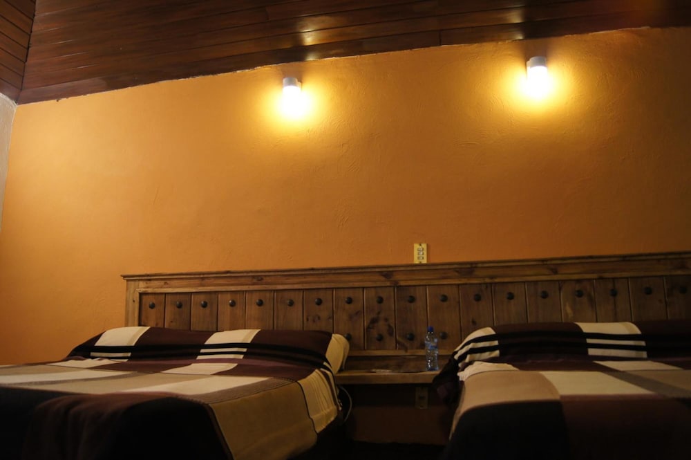 Hotel Chapala Country 45/49