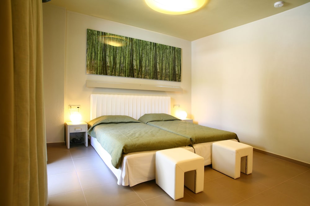 Bourtzi Boutique Hotel 34/64