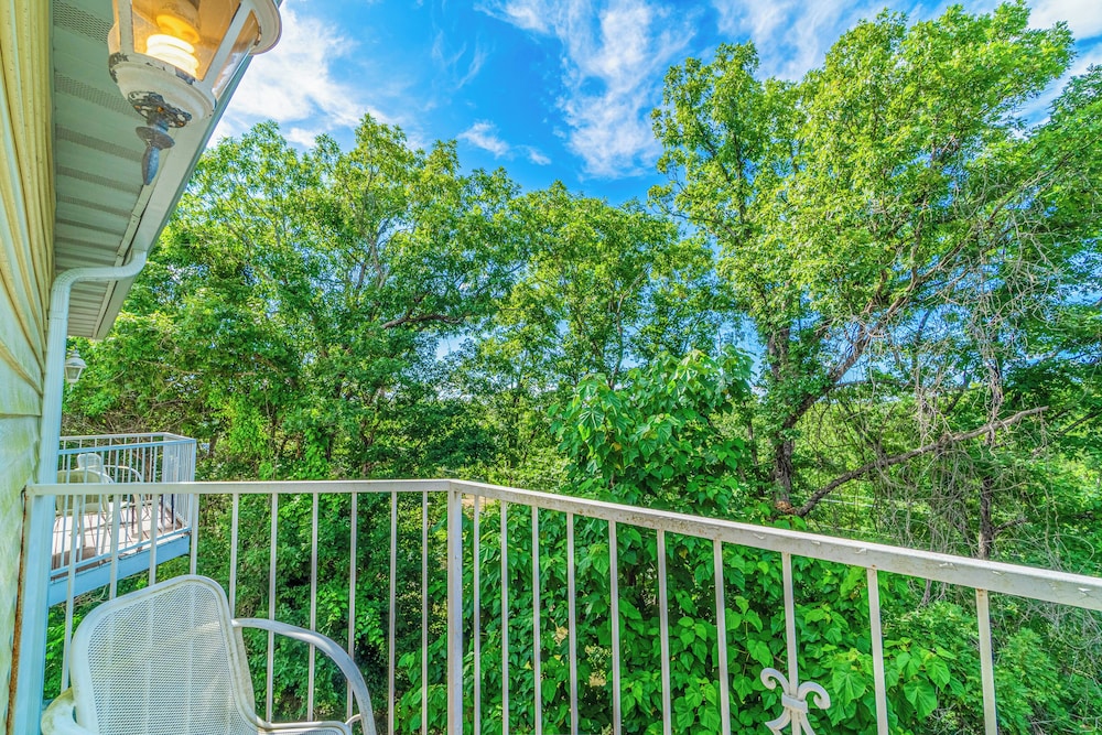 Hotel O Eureka Springs - Christ of Ozark Area 70/73