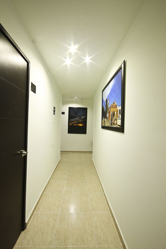 First Inn Hotel and Business 28/46