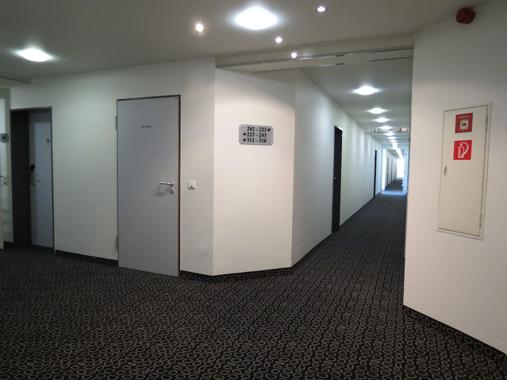 Comfor Hotel 41/72