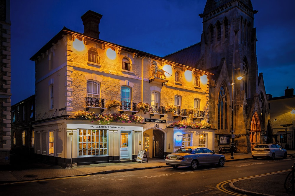 The Golden Lion 6/66