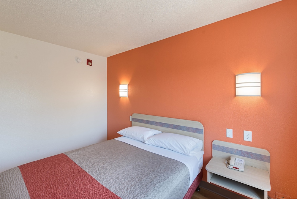 Motel6 Columbia, SC - Fort Jackson Area 25/47