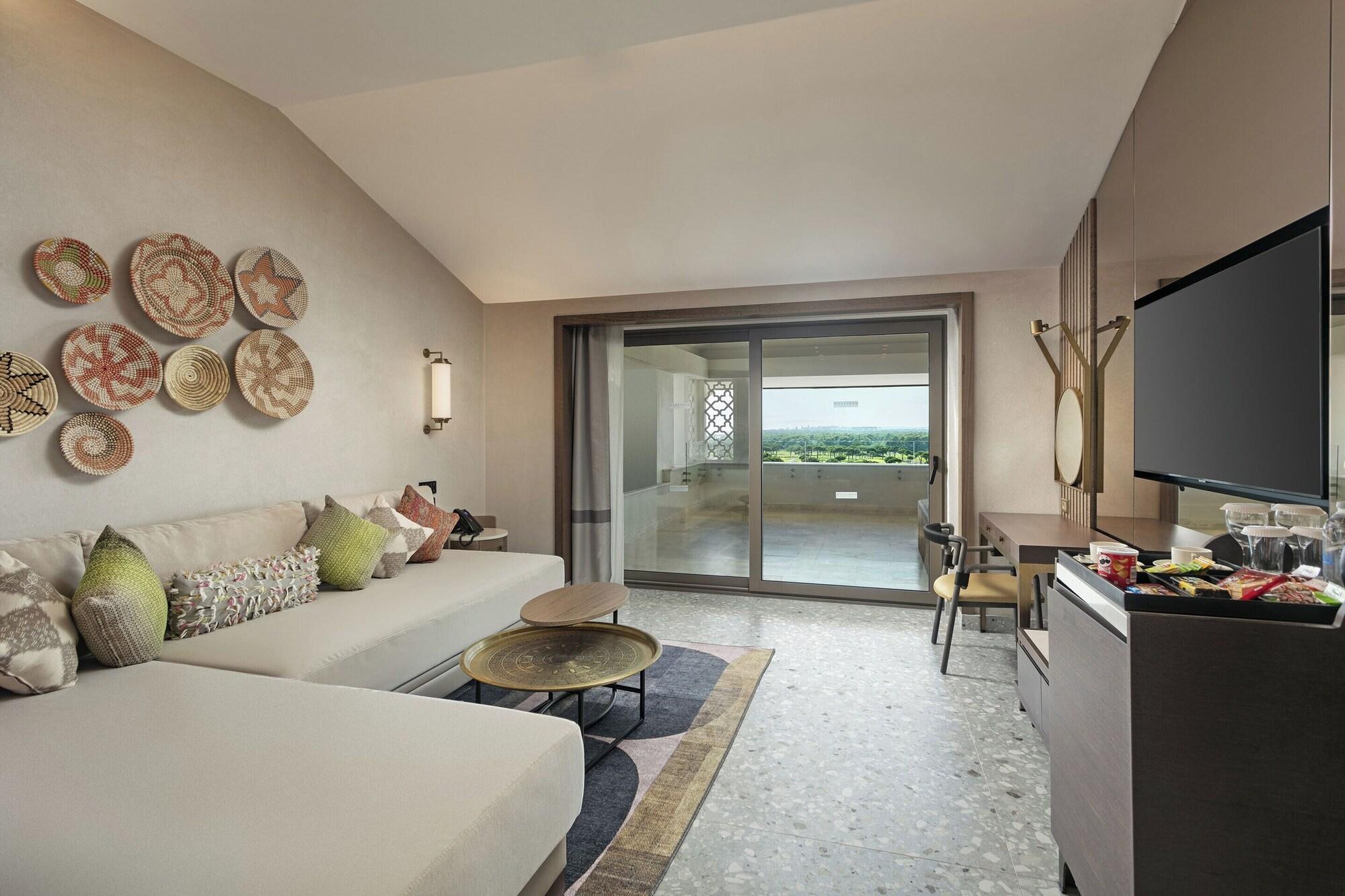 Roof, Family, Suite, Hot Tub