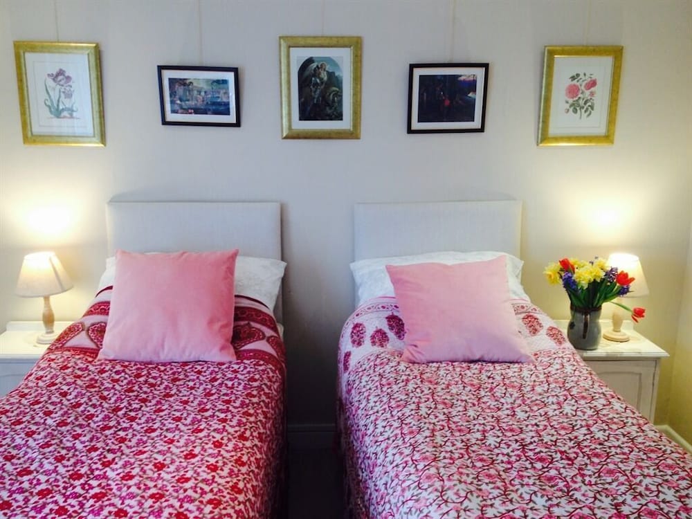 St Anne's B&B 30/45