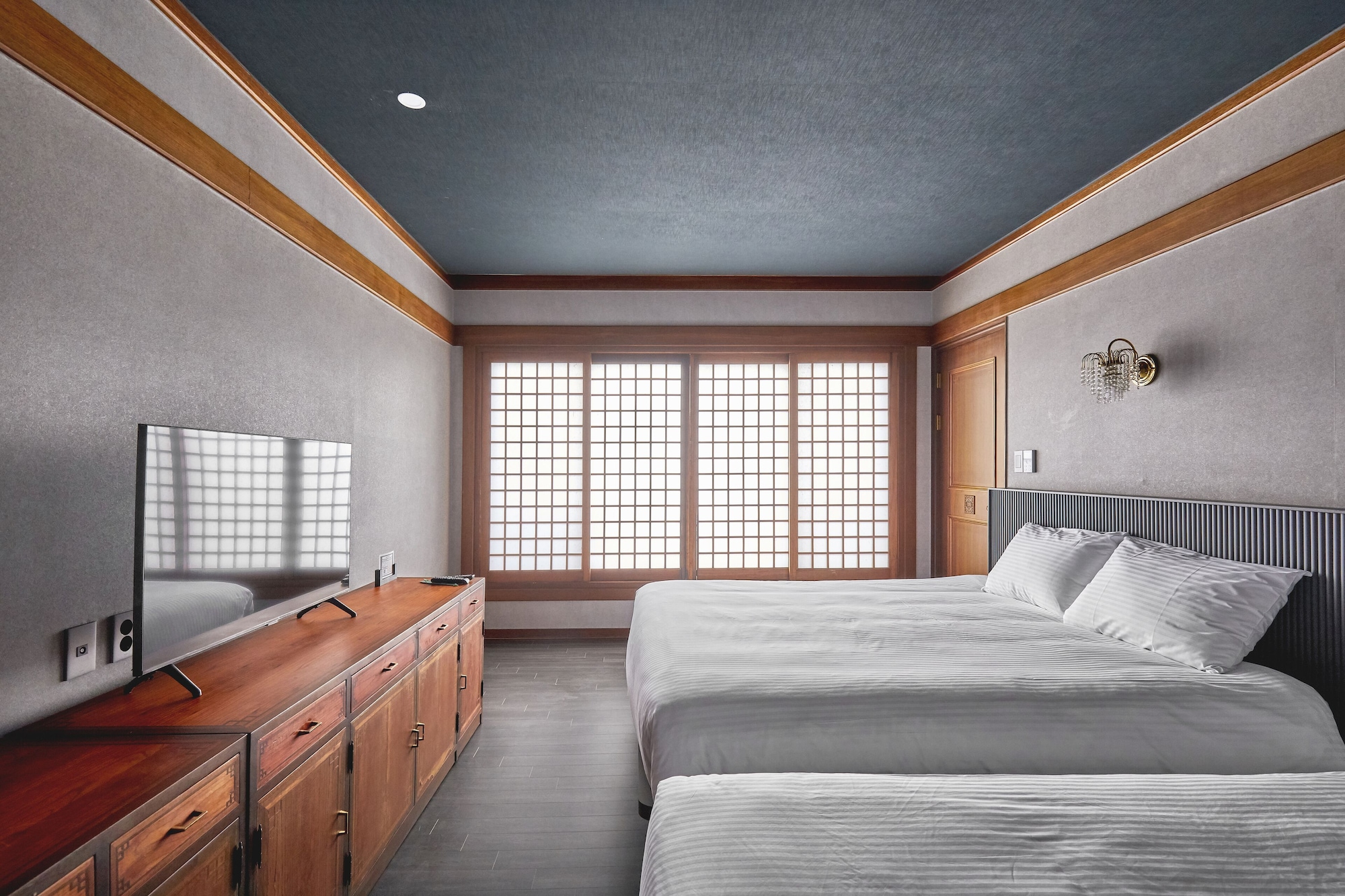 Imperial, Suite, 2 Double Beds, 2 Futon Beds, Garden View