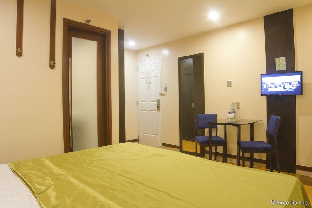 Eurotel North Edsa 28/50