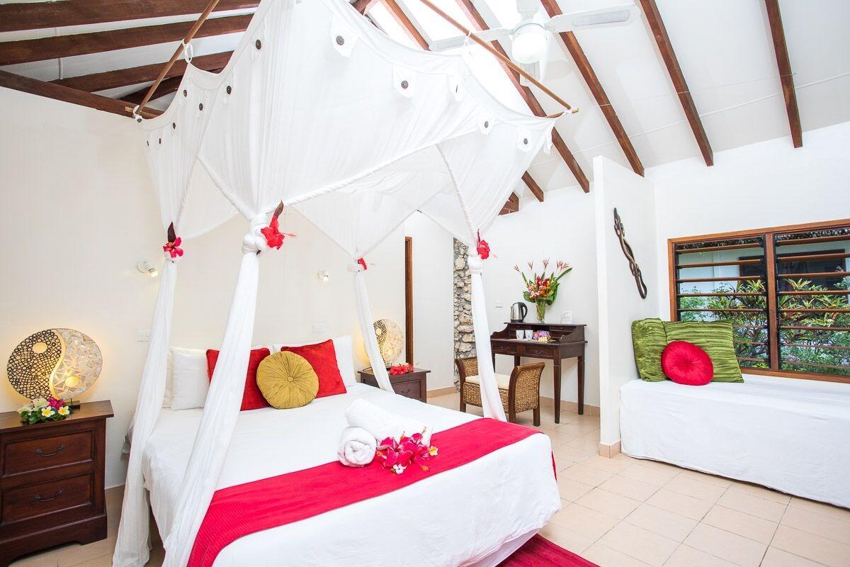 DELUXE, BUNGALOW, OCEAN VIEW