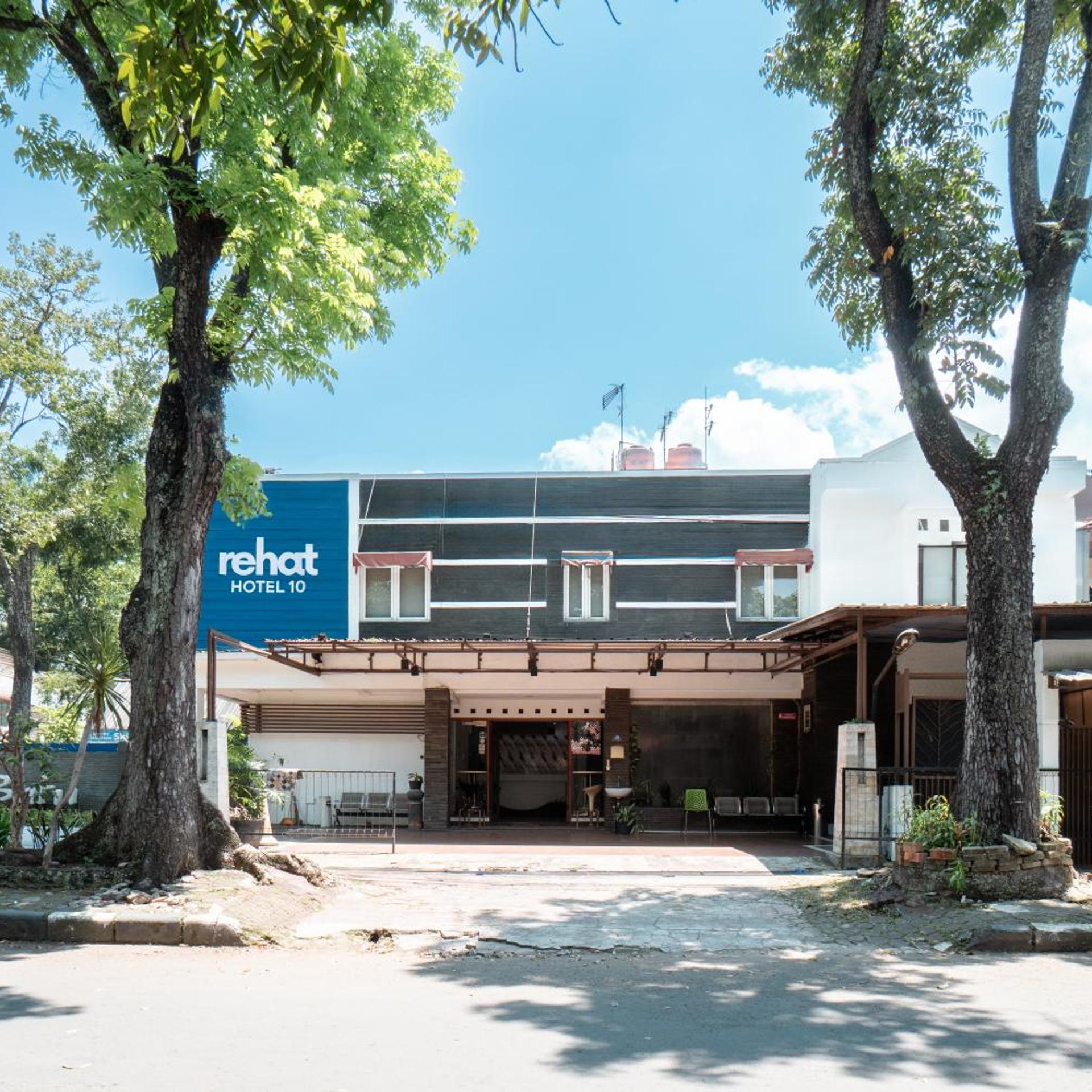 Rehat at Hotel 10 Buah Batu 3/50