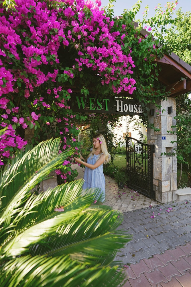 West House Exclusive Hotel Gocek 42/48
