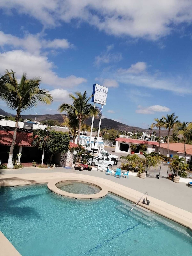 Hotel Marina Topolobampo 46/51
