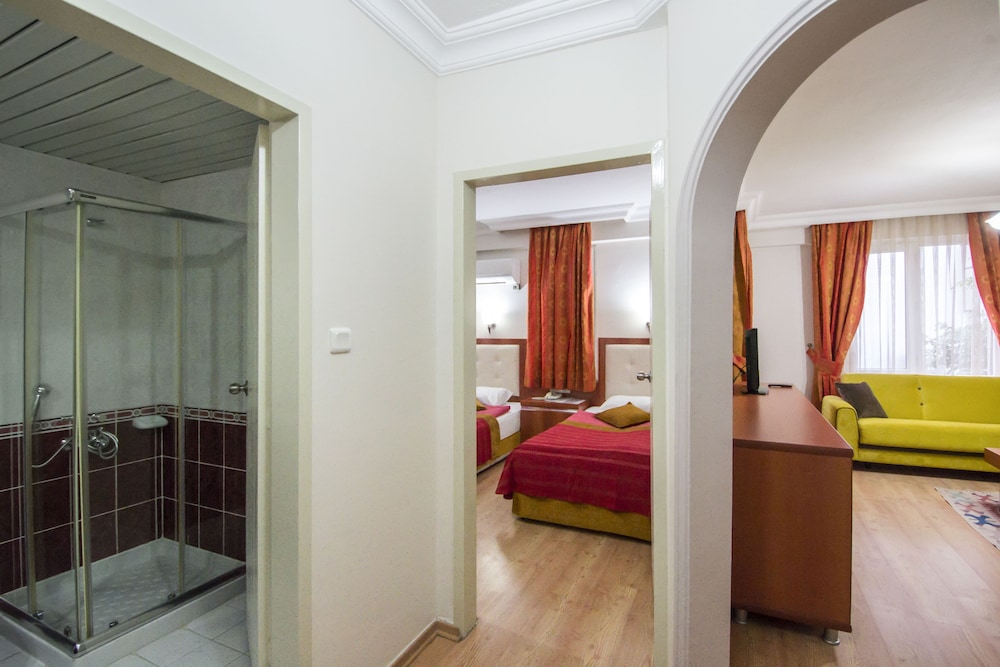 My Home Aparthotel 9/38