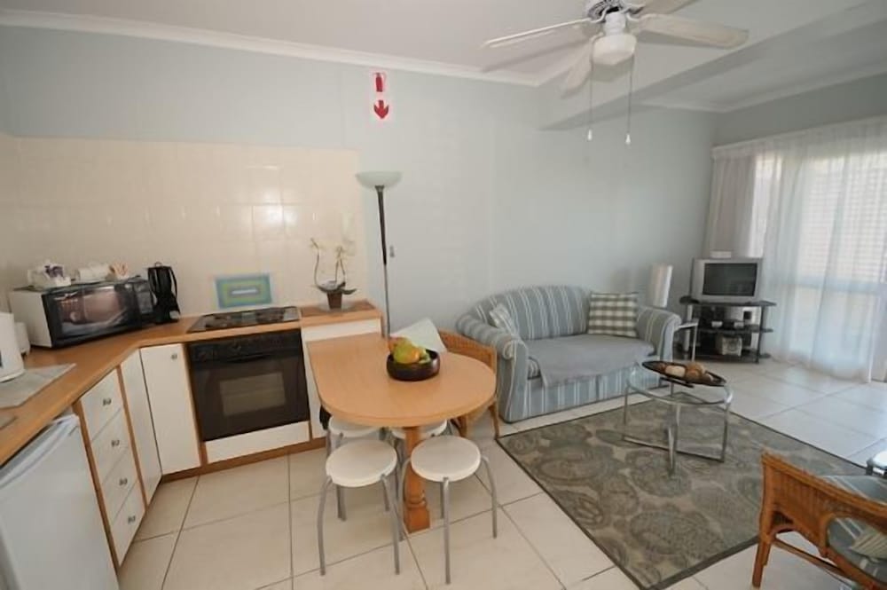Flamingo Lodge 50/69