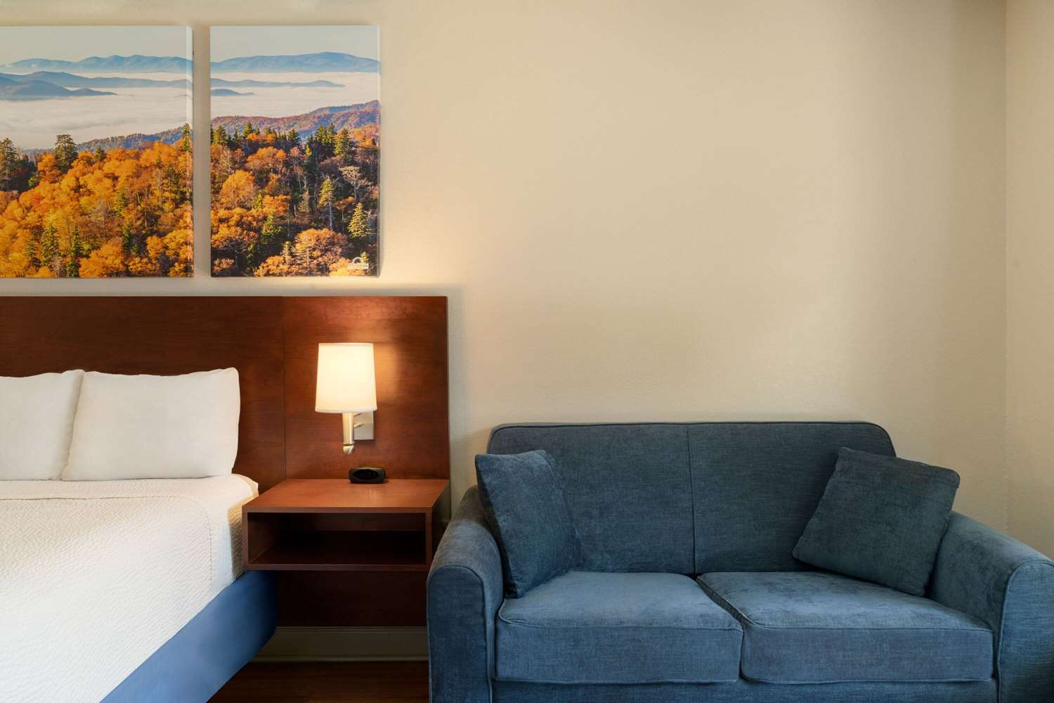 Days Inn by Wyndham Dillon 18/23