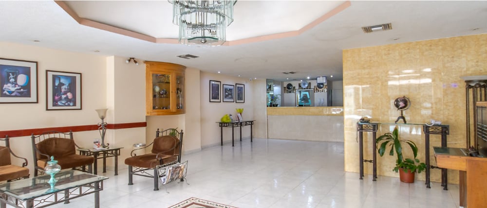 Hotel Astromundo 2/23