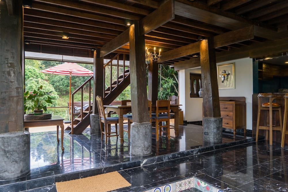 Chantra Khiri Chalet Chiang Mai 28/50