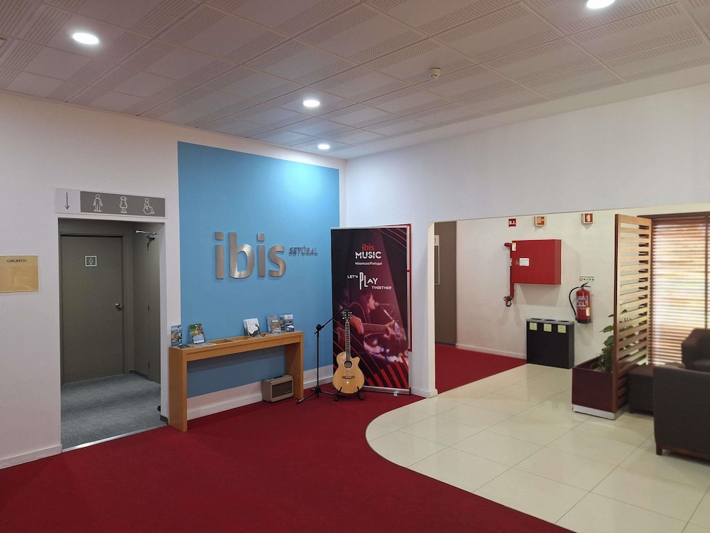 Ibis Setubal 26/48