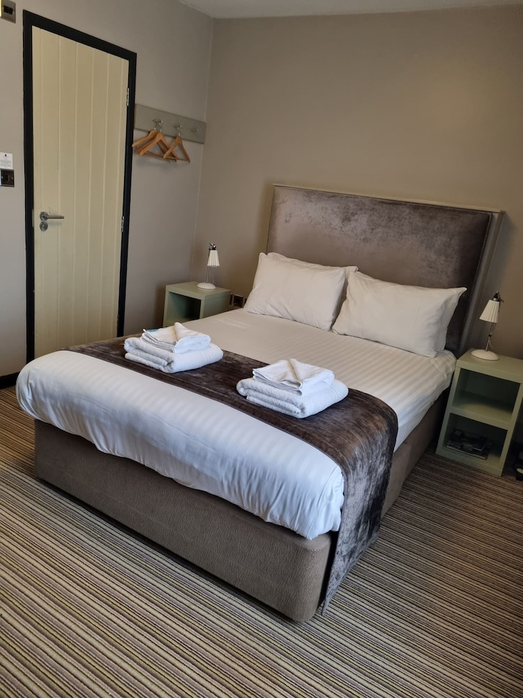 STANDARD, DOUBLE BED