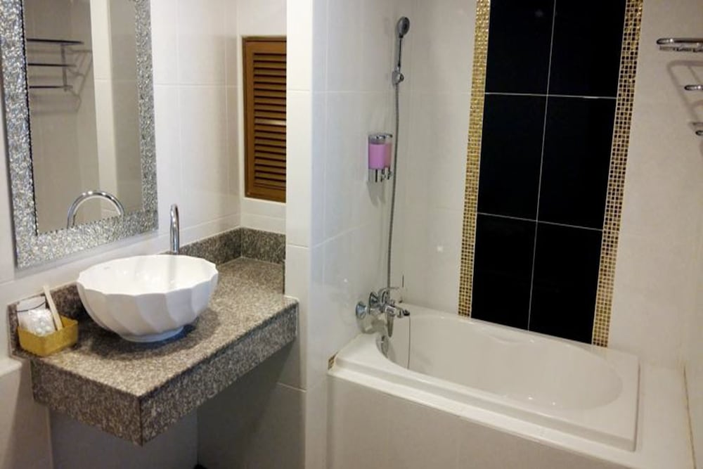 Md Boutique Hotel 33/41