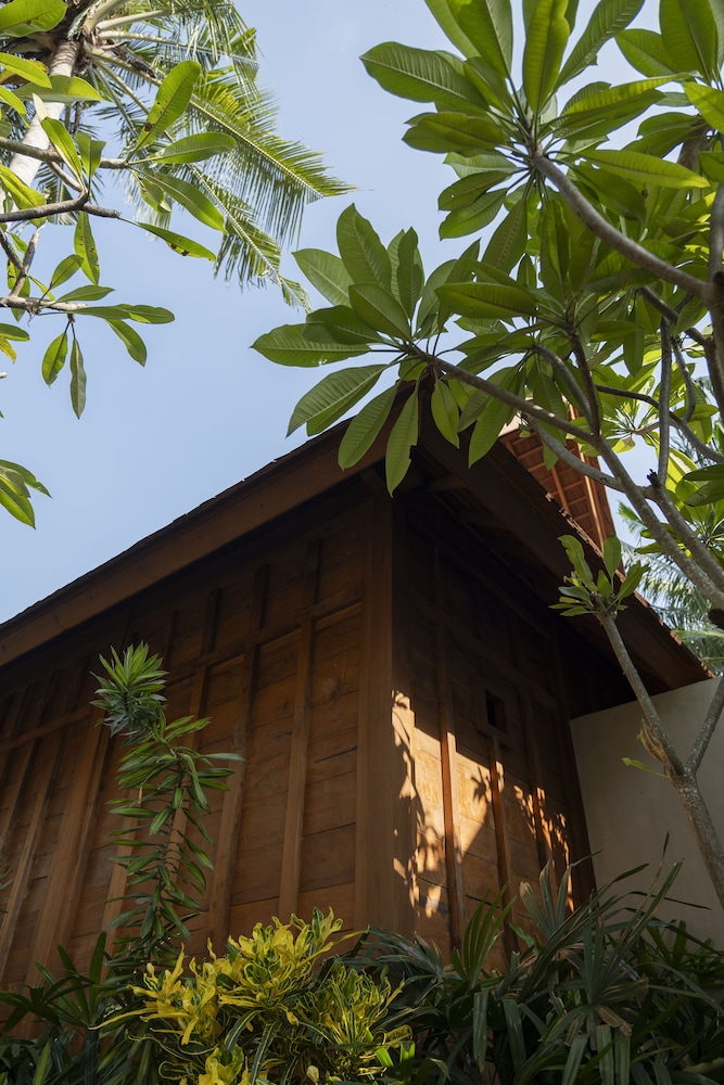 Unagi Wooden Villas by Emana 14/74