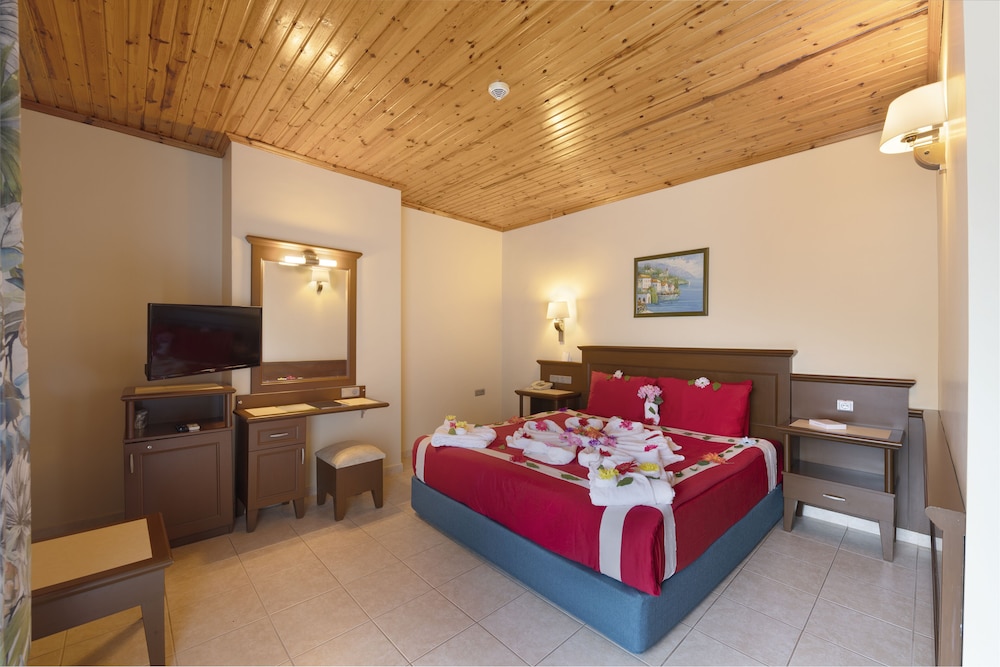 Numa Port Hotel 21/73