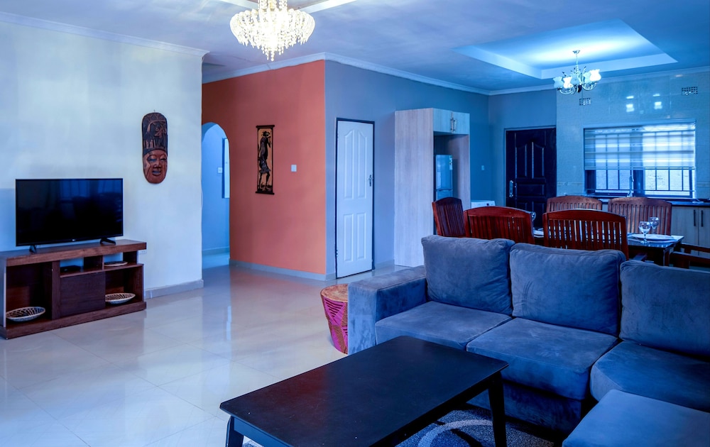 Exquisite Modern Apartment In Lusaka 30/47
