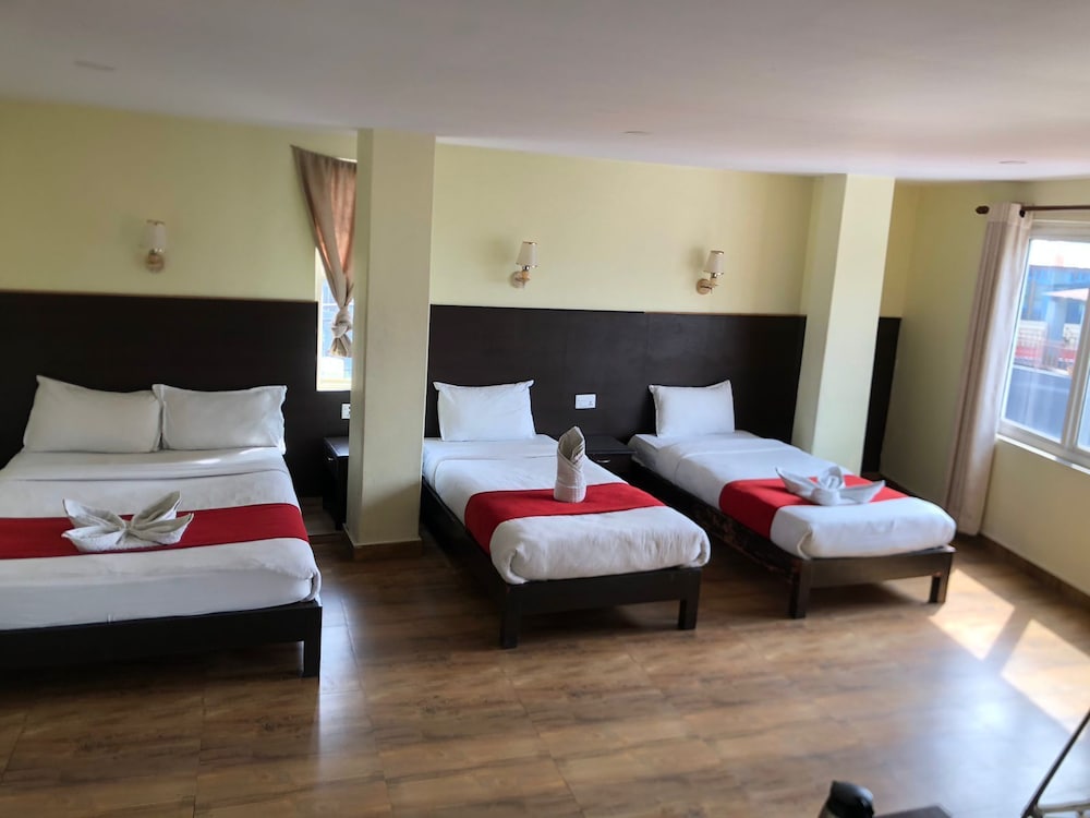 Hotel Fewa Dream 10/50