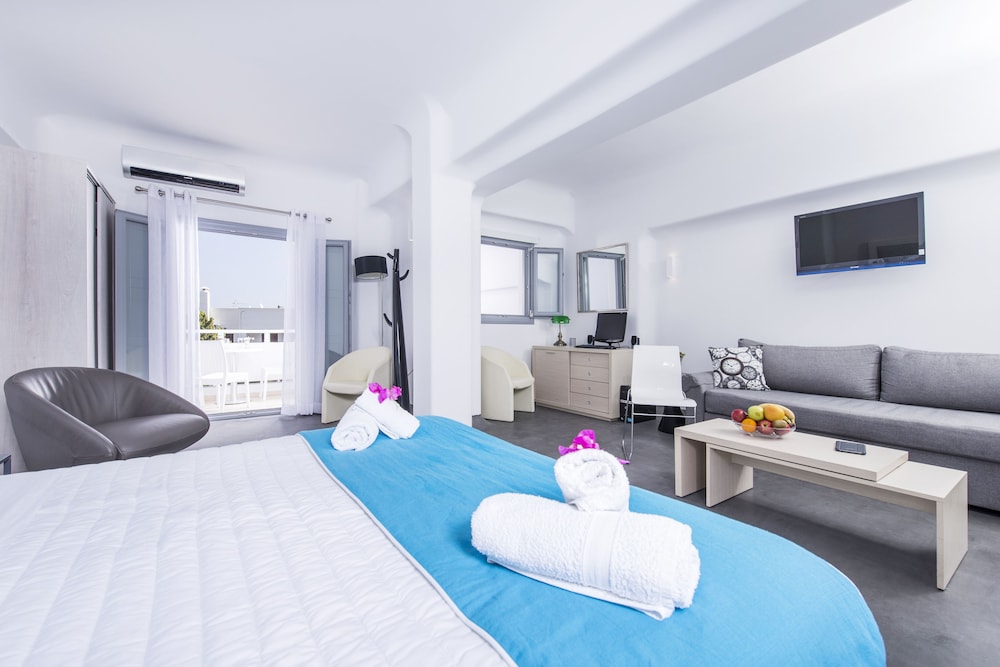 Blue Waves Hotel 23/70