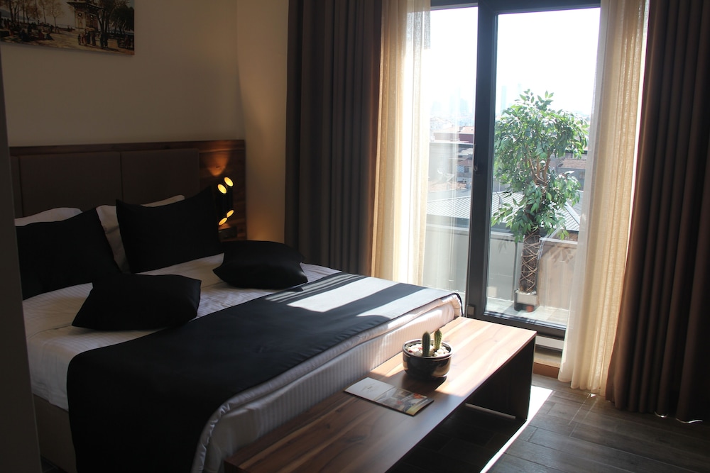 Mari Suites Hotel 27/63