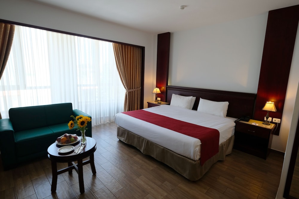 City Inn Palace Hotel 20/50