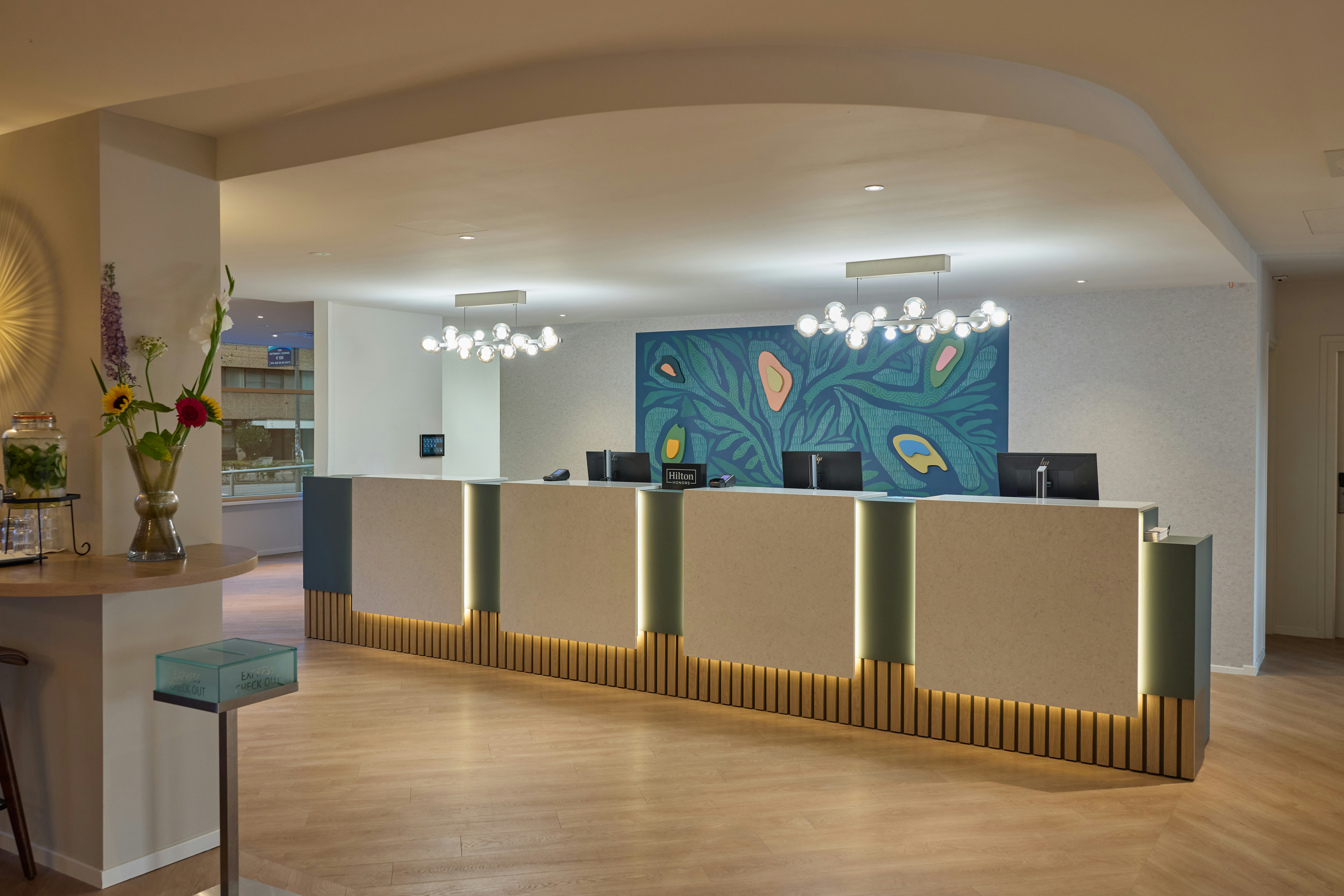 Lobby at DoubleTree by Hilton Rotterdam Centre, ROTTERDAM